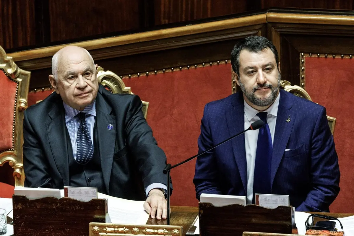 Il ministro della Giustizia Carlo Nordio insieme al ministro delle Infrastrutture e dei Trasporti Matteo Salvini