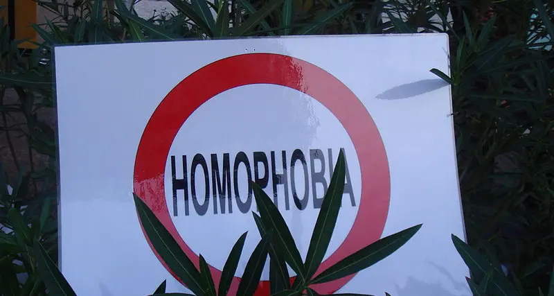 Svolta in Svizzera: «L'omofobia sanzionata come il razzismo»