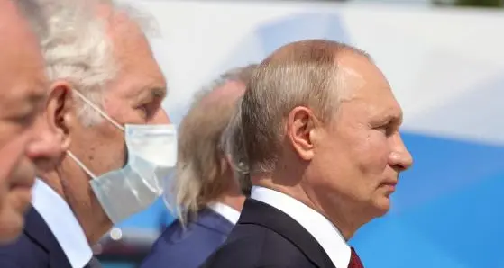 Il vaccino di Putin funziona. Lo dice Lancet