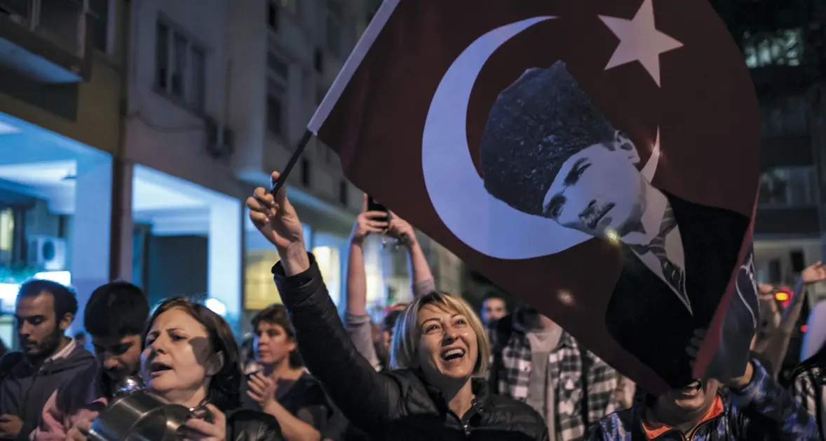 L’opposizione turca vuole un referendum anti- Erdogan