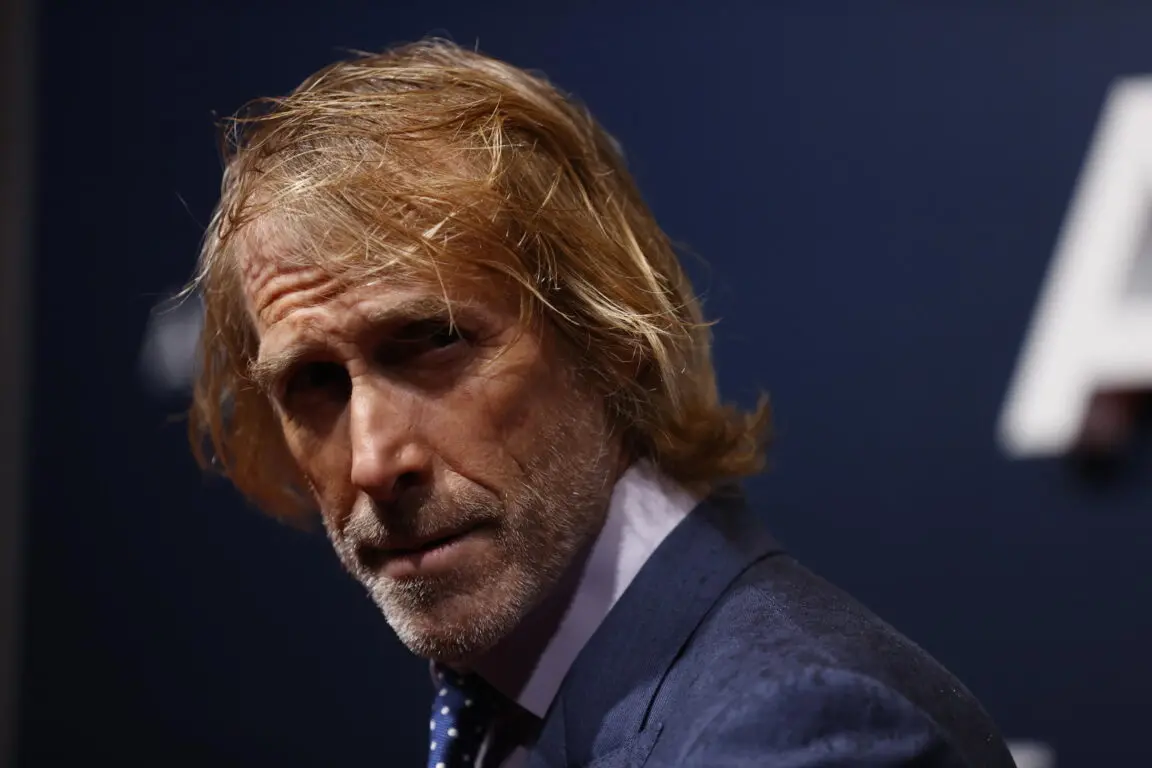 epa09847474 US filmmaker Michael Bay poses for the photographers during a photocall for his movie \\'Ambulance\\' in Madrid, Spain, 24 March 2022. EPA/Juanjo Martin , EPA