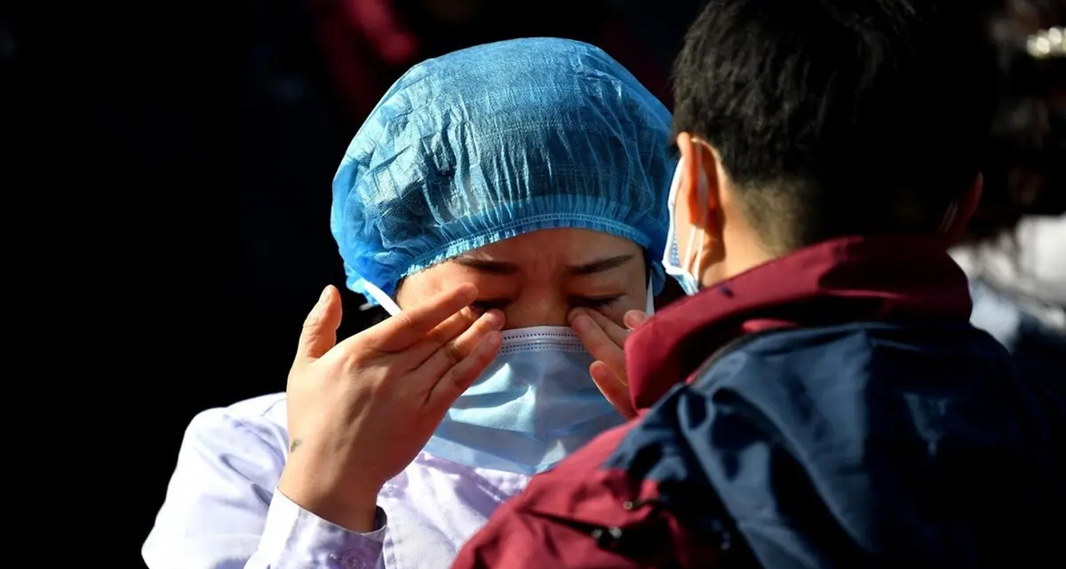 Lezione cinese: contagi al minimo e ospedali da campo smobilitati