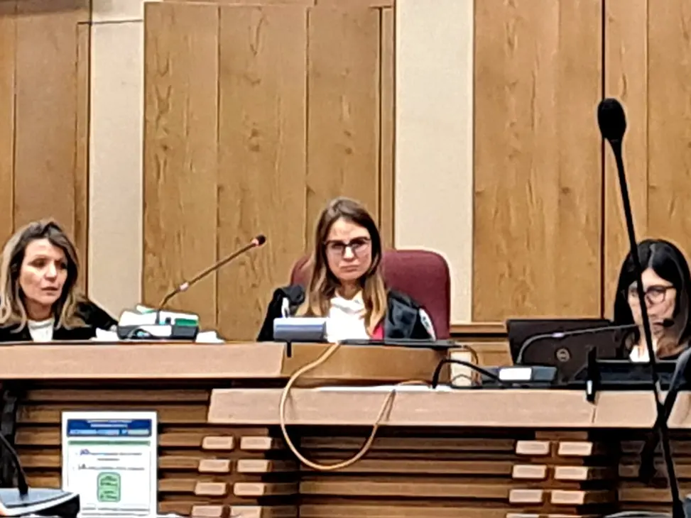 Bibbiano, le difese tagliano i testi: «Il processo ha smentito le accuse»