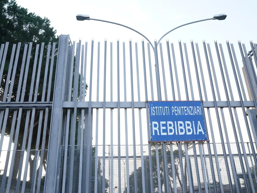 Rebibbia, detenuta morta nella notte. De Fazio: «Un inferno che cancella ogni speranza»