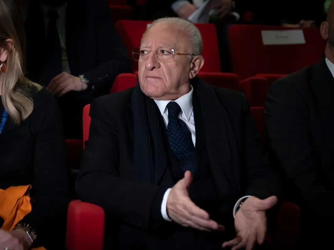 Pd, De Luca: «La riforma Nordio? È colpa dei ritardi della sinistra...»