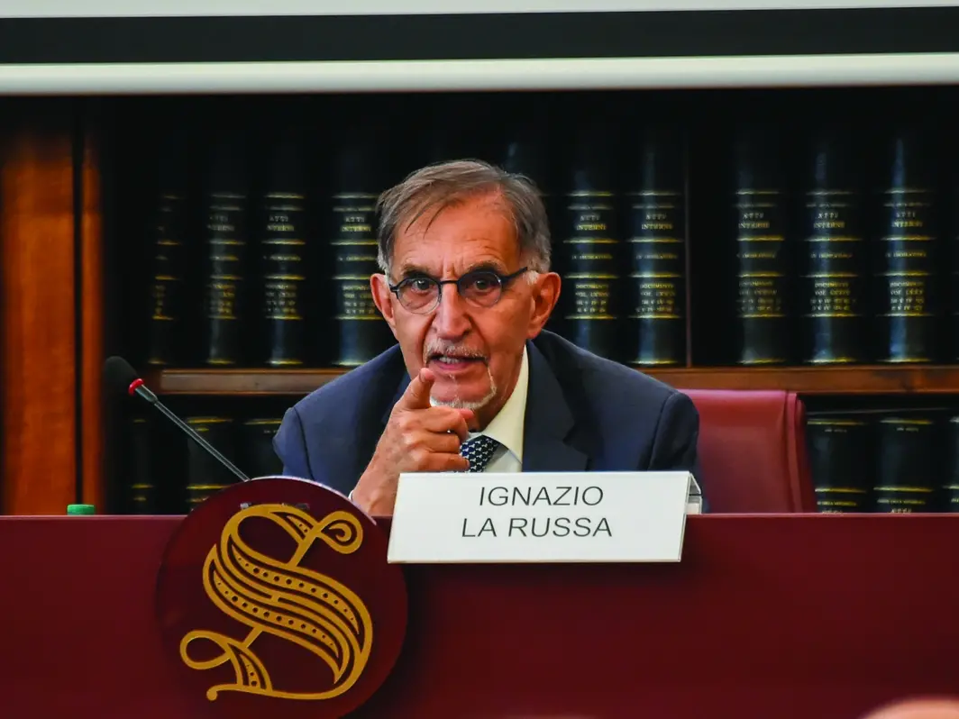 Carceri al collasso, l’idea di La Russa: modello Covid contro il sovraffollamento
