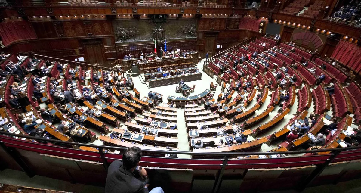 Avvelenata contro le nuove norme: così il governo fa risorgere dalle ceneri persino il reato di parentela