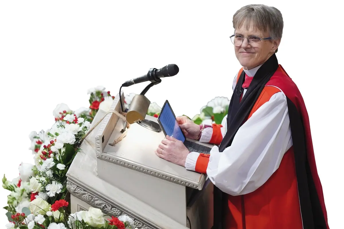 Rev. Mariann Budde leads the national prayer service attended by President Donald Trump at the Washington National Cathedral, Tuesday, Jan. 21, 2025, in Washington. (AP Photo/Evan Vucci) , Associated Press/LaPresse