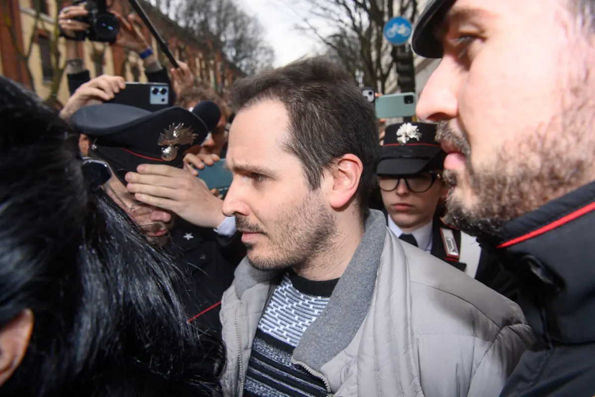 Andrea Sempio accompagnato dai suoi avvocati alla Caserma dei Carabinieri Montebello per tes del dna in relazione al caso Garlasco , LAPRESSE