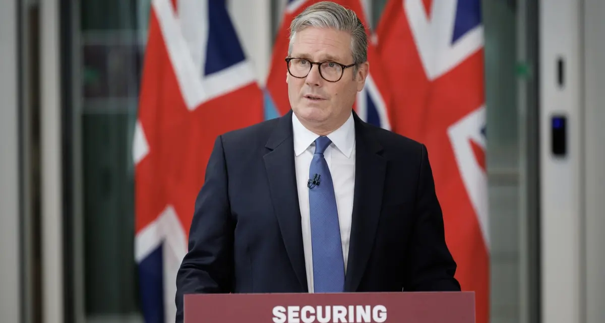Starmer non ha paura: «Qui a Londra siamo pronti alla guerra totale»