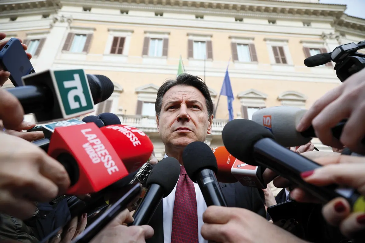 GIUSEPPE CONTE, POLITICO , IMAGOECONOMICA