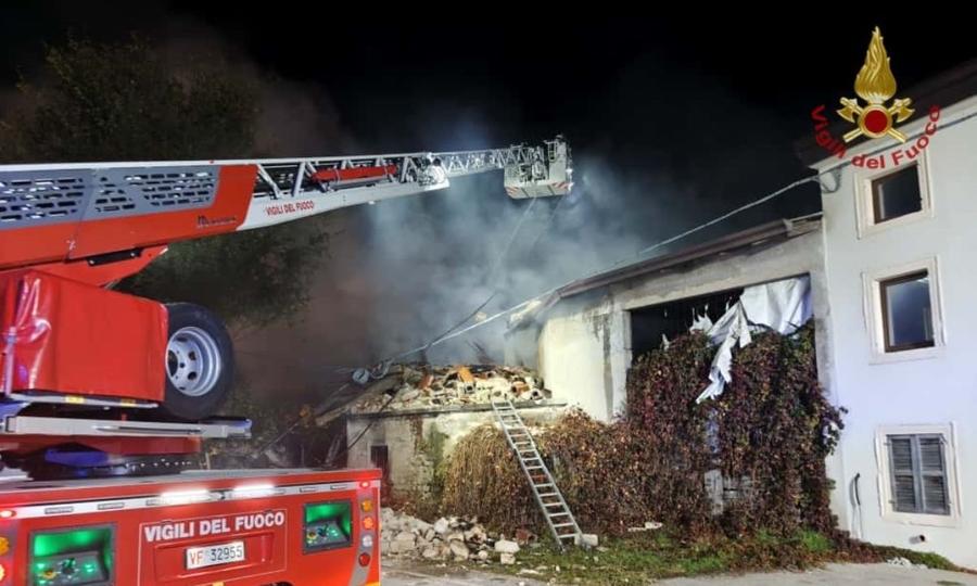 Esplosione a Castel d’Azzano: tre carabinieri morti durante uno sgombero