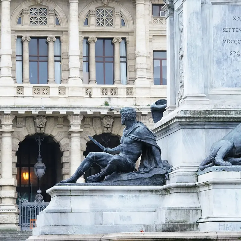 Patteggiamento senza pene accessorie: la Cassazione tutela l’accordo tra pm e difesa
