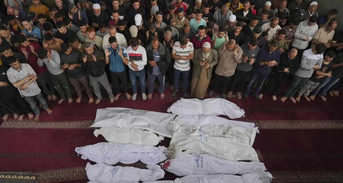 Raid su Gaza e escalation delle violenze: almeno 60 morti, 22 bambini tra le vittime