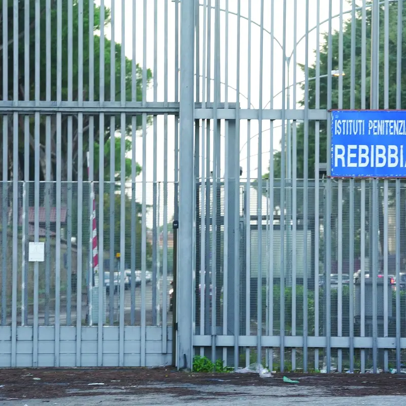 Caldaie fuori uso e termosifoni rotti: qui a Rebibbia si muore di freddo