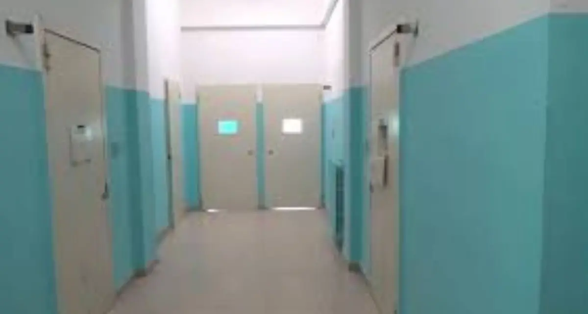 Autolesionismo e disagio mentale: è boom nell’uso di psicofarmaci tra i minori detenuti: «Li sedano per calmarli»