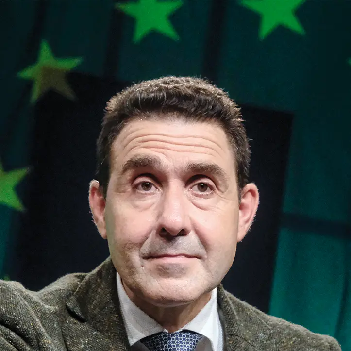 Lega, altolà a Vannacci dal Consiglio Federale: «La sua associazione non deve fare politica». E lui diserta la riunione