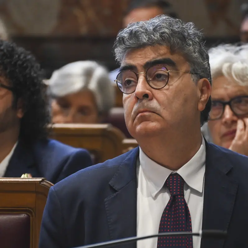 Dicono: “sionista!”. Ma non fanno parlare Fiano perché è ebreo