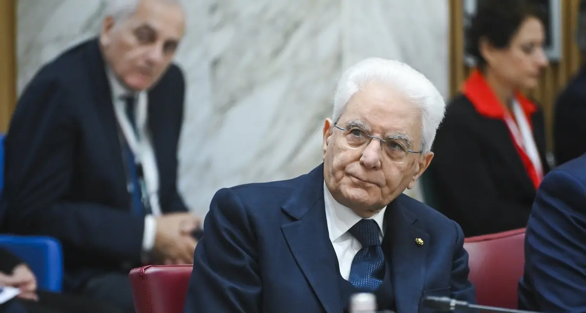 Mattarella: «La Russia vuole cambiare i confini dell’Europa con la forza»