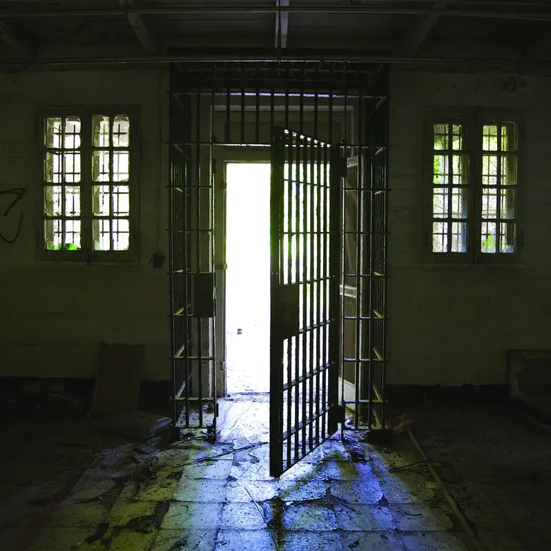 Piano carceri: come svuotare l’oceano con un cucchiaino