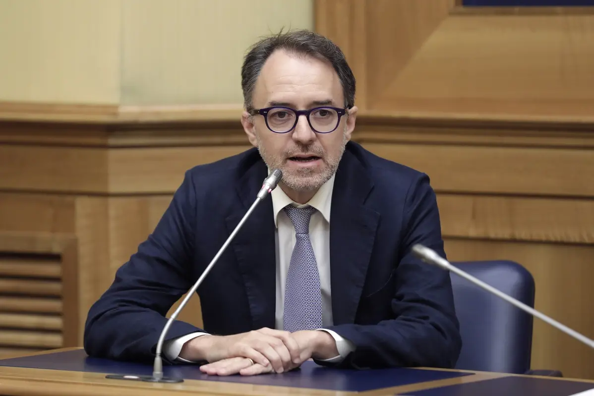 FEDERICO GIANASSI POLITICO , IMAGOECONOMICA