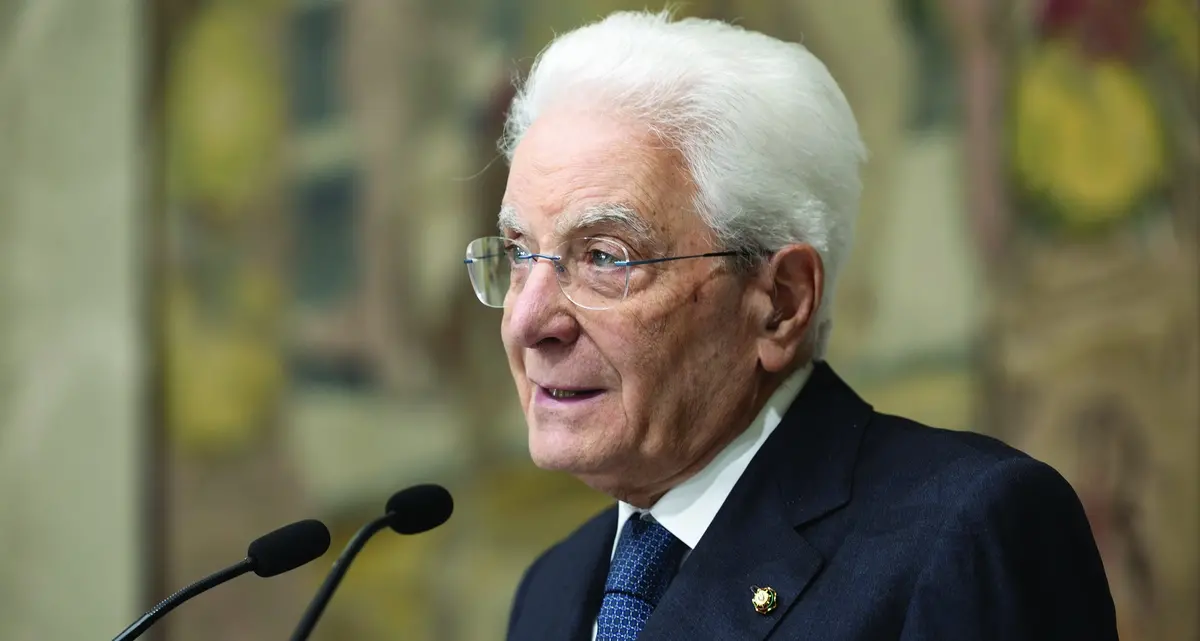 Mattarella accusa: «Disumano ridurre alla fame la popolazione di Gaza»