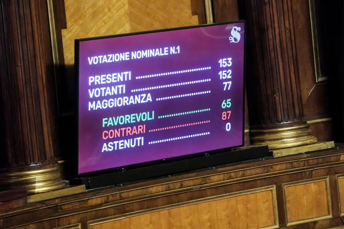 Roma, Senato, reato di maternit\\u00E0 surrogata GPA