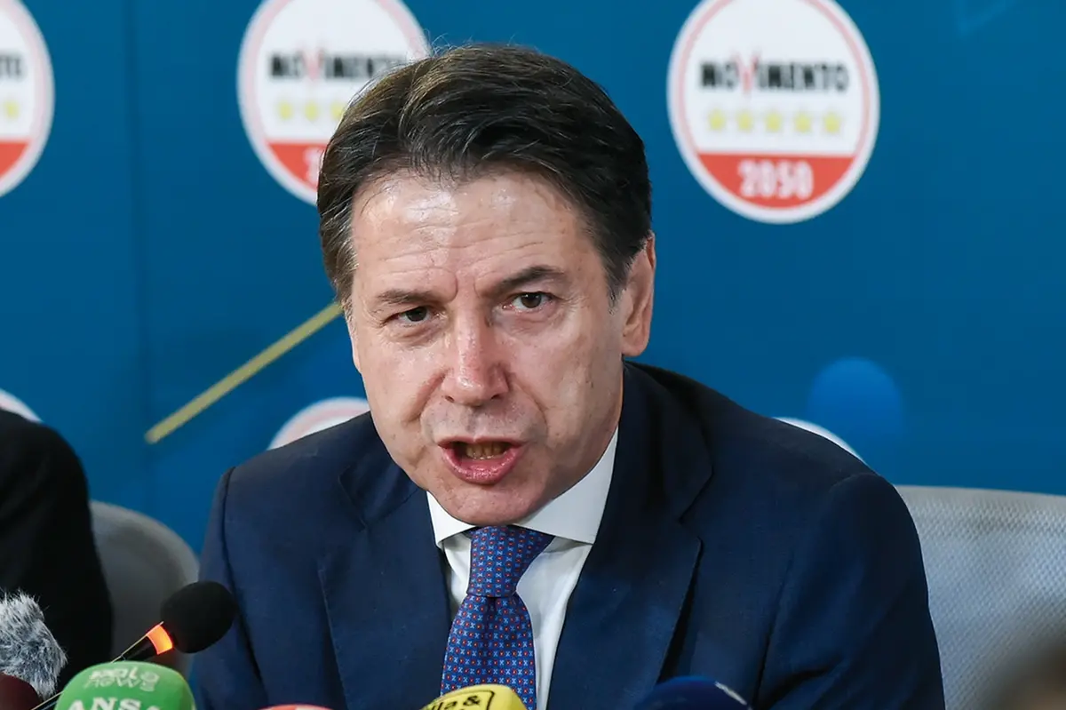 GIUSEPPE CONTE PRESIDENTE M5S , IMAGOECONOMICA