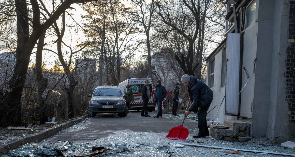 Mosca annuncia la presa di Filiya e denuncia attacco con droni a Kursk