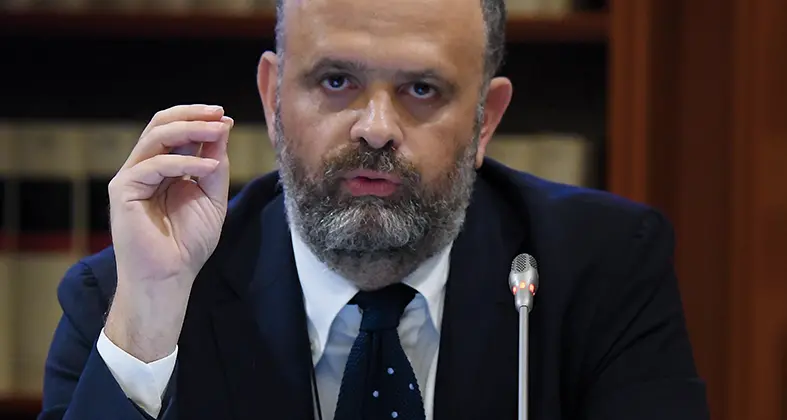 Intelligenza artificiale ora l’Italia ha una legge. Pollicino: «La sfida è trasformarla in prassi»