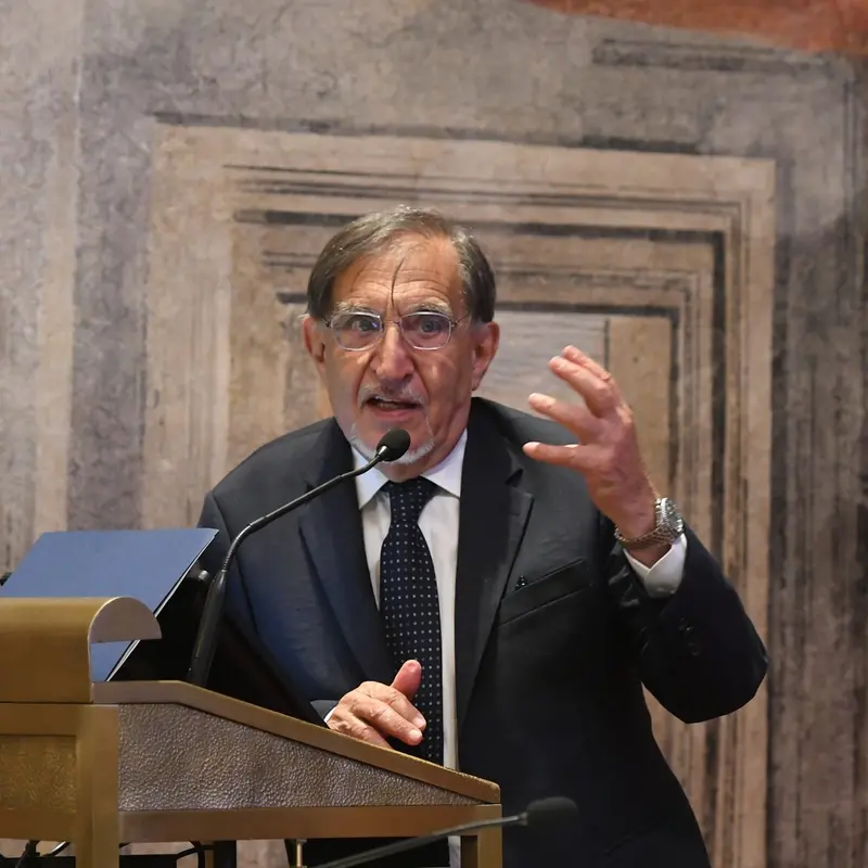 Intervista a La Russa: «Restituire subito dignità ai detenuti»