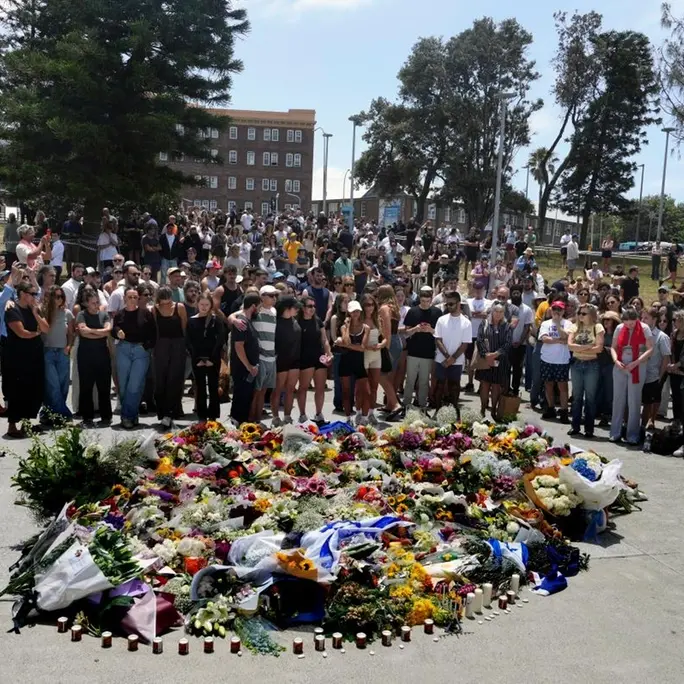 Strage antisemita a Sydney durante l’Hanukkah: 16 morti sulla spiaggia di Bondi
