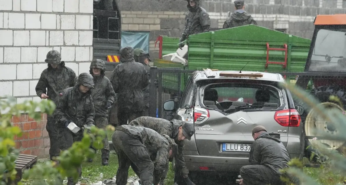 Droni russi intercettati, ora la Polonia schiera 40mila soldati al confine con Russia e Bielorussia