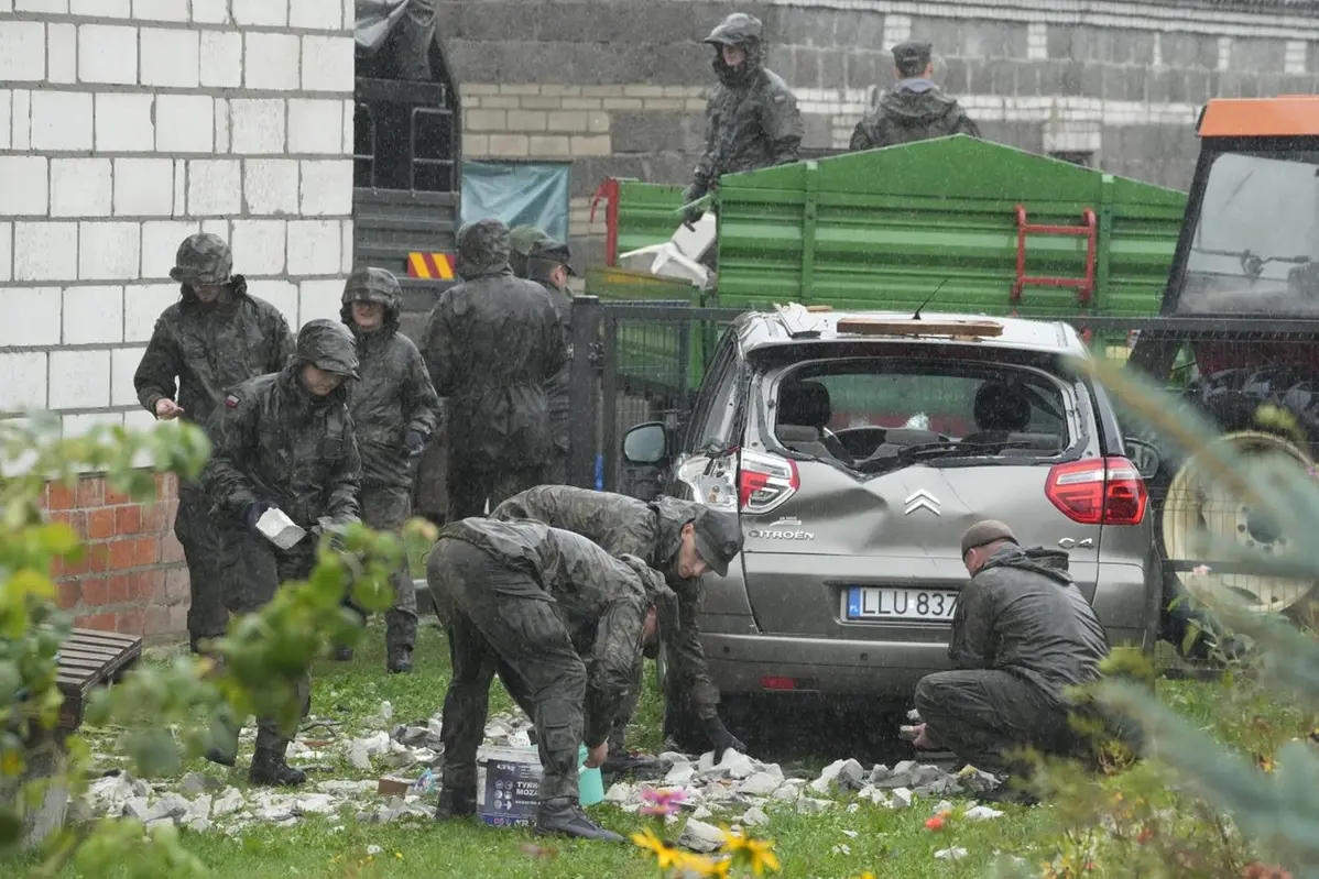 Polonia - Location dove droni russi hanno violato lo spazio aereo polacco a Wyryki vicino a Lublino , APN