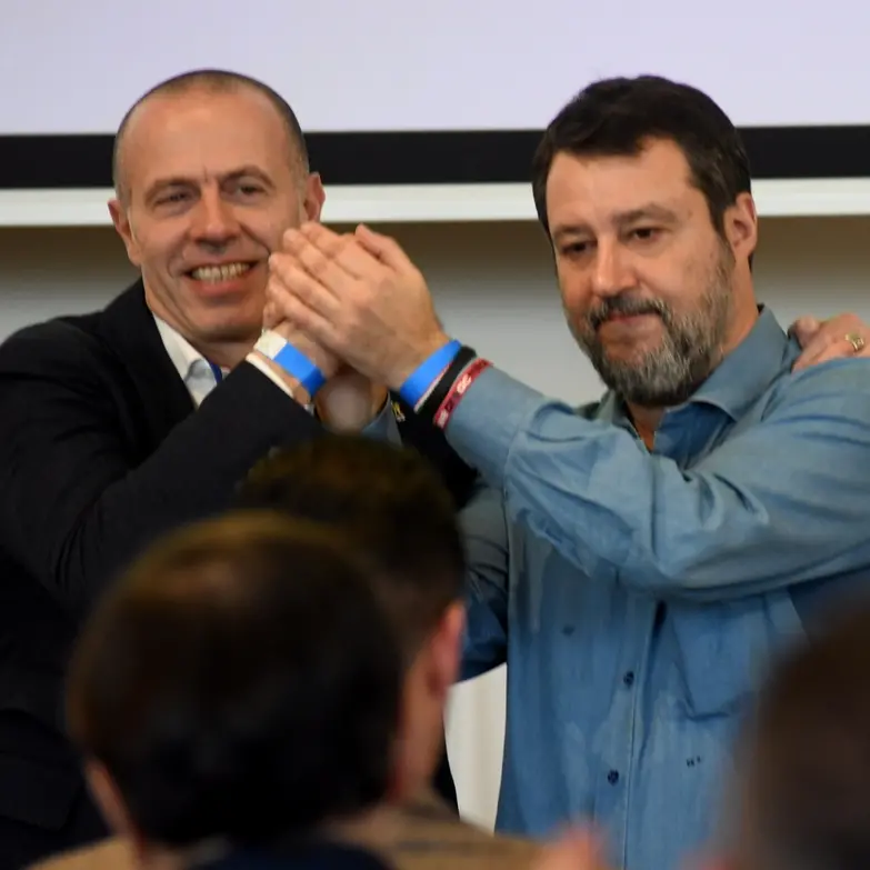 Lombardia, Salvini dà il via libera a Fratelli d’Italia e i militanti si ribellano. Romeo: «Resta a noi»
