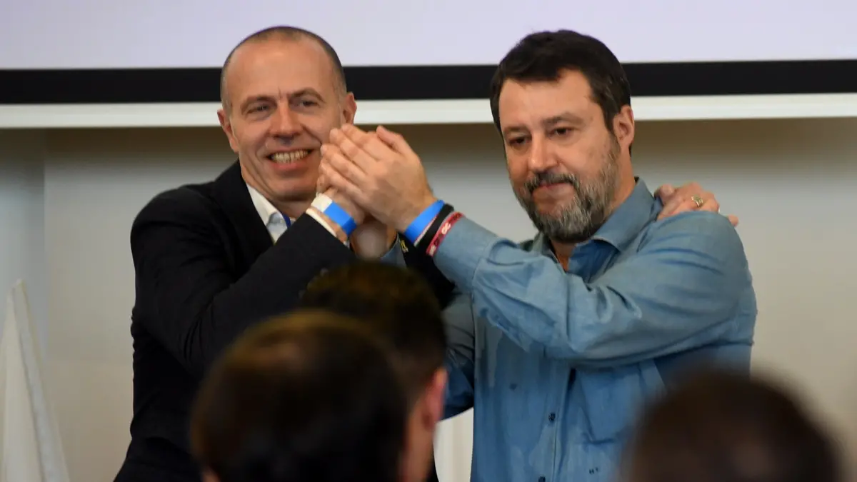 Lombardia, Salvini dà il via libera a Fratelli d’Italia e i militanti si ribellano. Romeo: «Resta a noi»