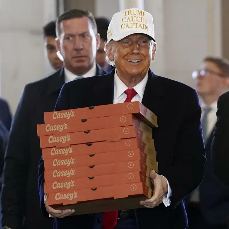 Pizze a domicilio per intimidire i giudici anti-Trump