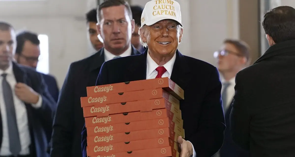 Pizze a domicilio per intimidire i giudici anti-Trump