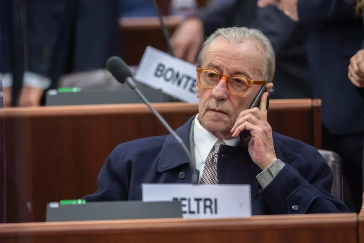 Vittorio Feltri durante il Consiglio Regionale della Lombardia , LAPRESSE