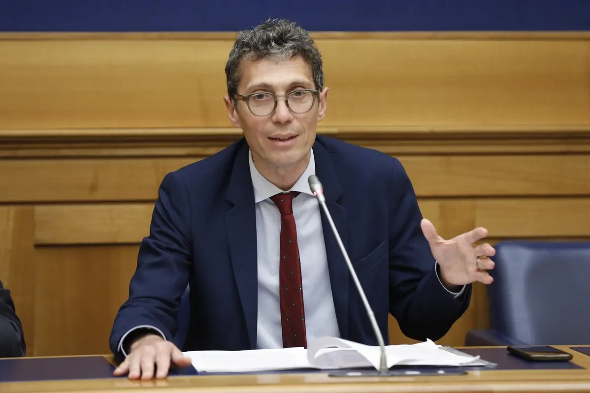 RICCARDO MAGI POLITICO , IMAGOECONOMICA
