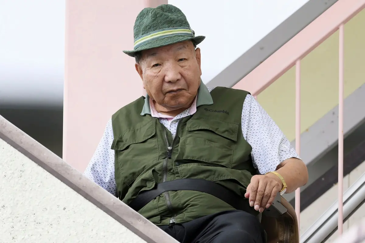 Iwao Hakamada, 88-year-old former boxer who has been on death row for nearly six decades after his murder conviction that his lawyers said was based on forced confession and fabricated evidence, goes for a walk in Hamamatsu, Shizuoka prefecture, central Japan Thrusday, Sept. 26, 2024. (Kyodo News via AP) , APN