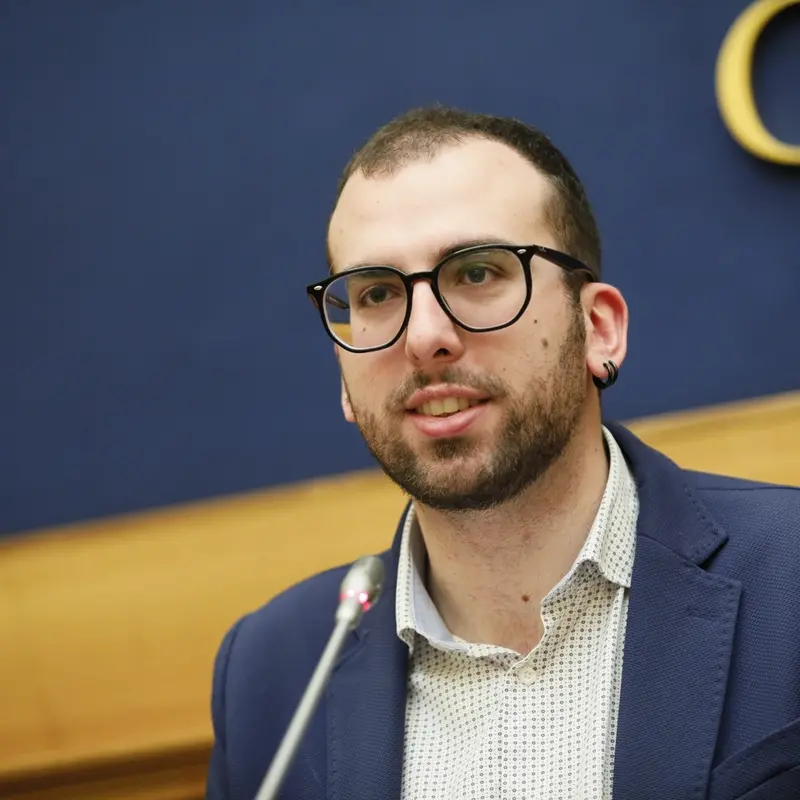 «Per il governo la Cannabis light è come la cocaina. E allora disobbedisco...»