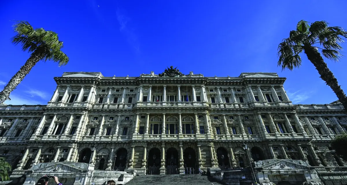 Accertamenti fiscali, la Cassazione: inviolabile il segreto professionale