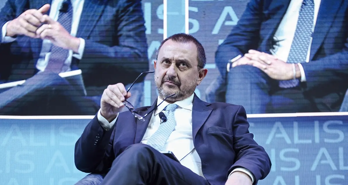 «Noi incompatibili con i 5 Stelle, Renzi avrà fatto i suoi conti...»