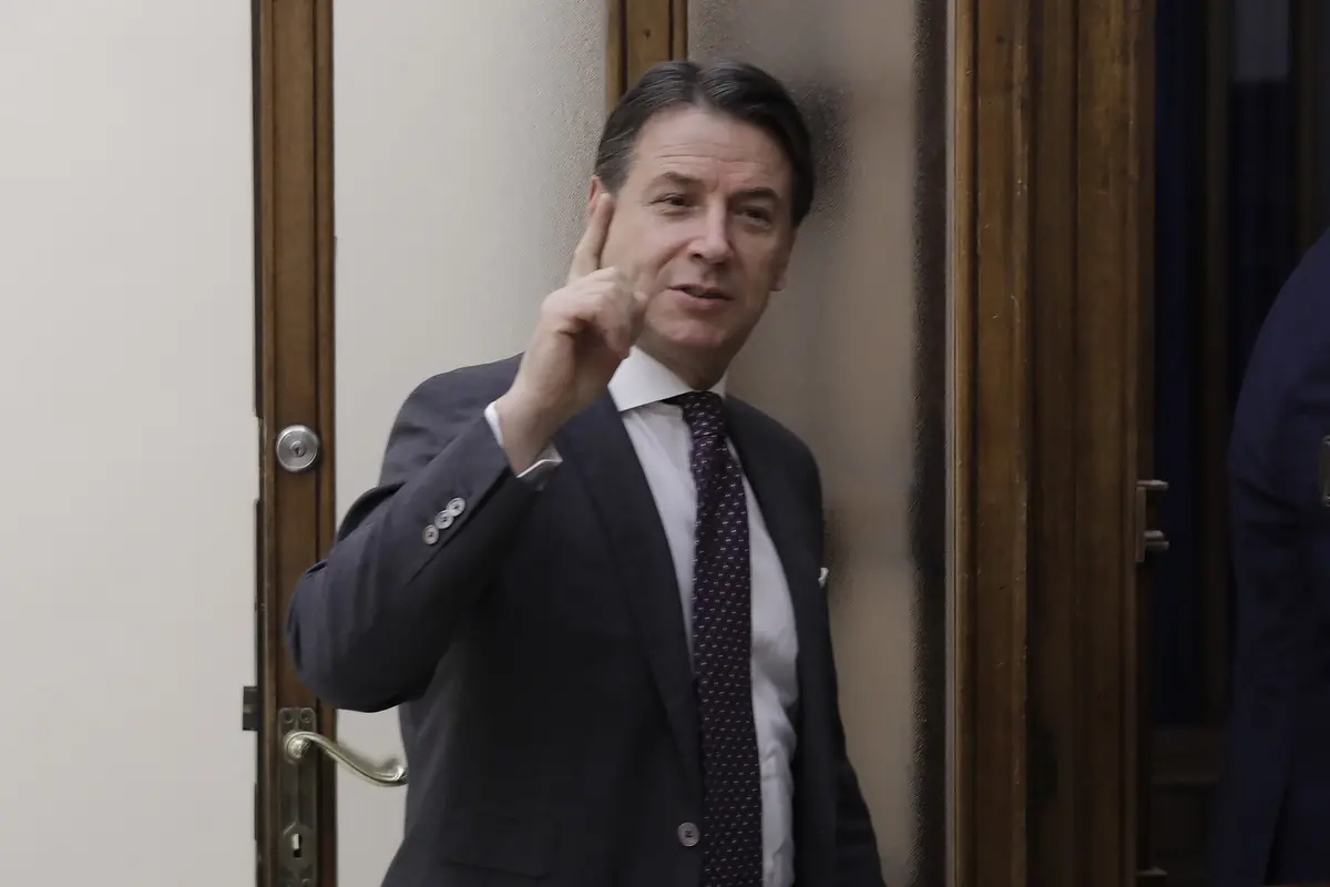 GIUSEPPE CONTE PRESIDENTE M5S , IMAGOECONOMICA