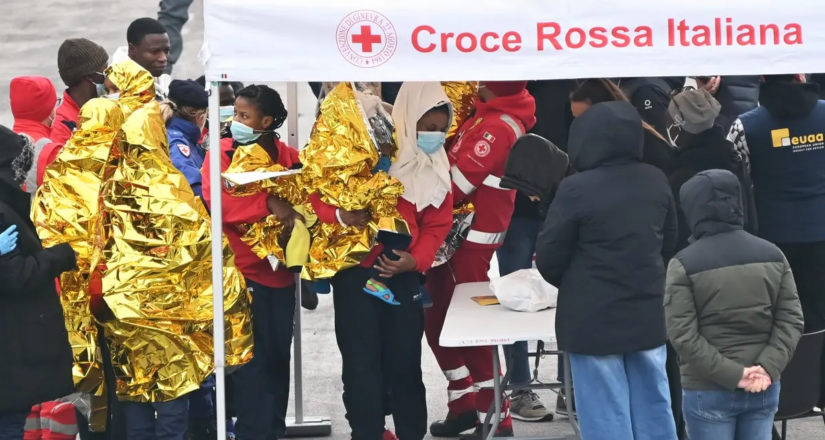 Migranti, la Lega rilancia la linea dura sulla cittadinanza italiana