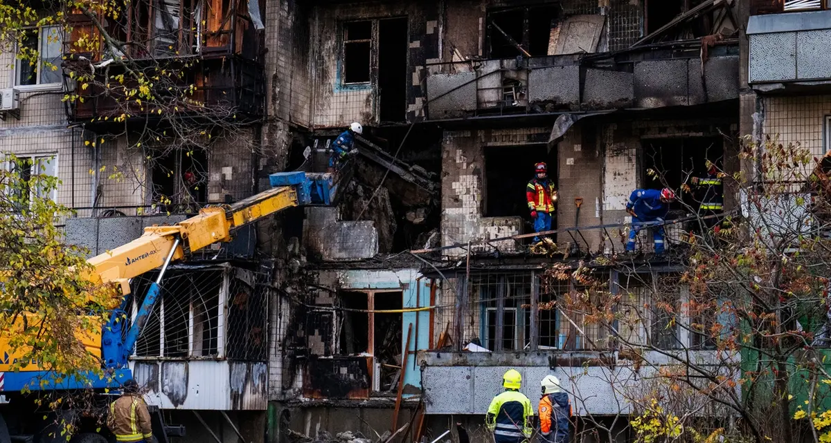 Missili russi su Kiev e regioni: almeno otto civili uccisi in 48 ore