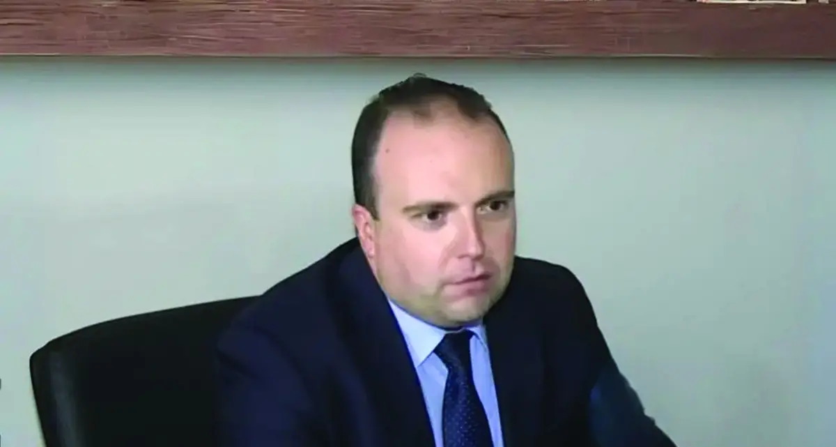 L’arresto differito di Sabatino, legale puntato da Gratteri e fatalmente assolto