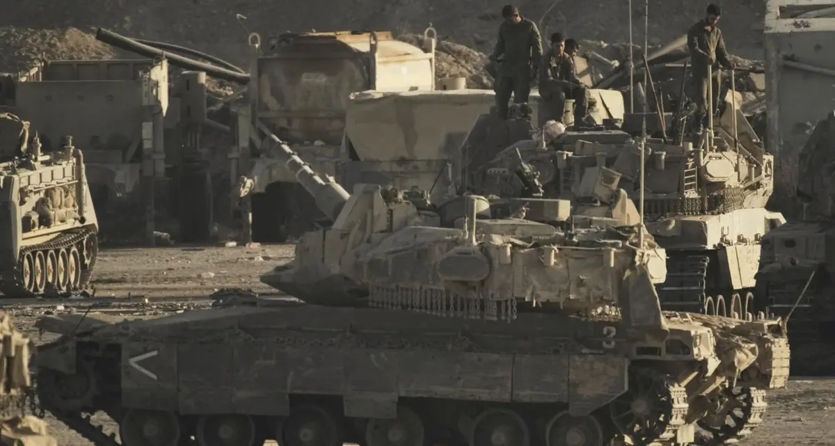 Carri armati israeliani a Gaza City, Palestina sotto assedio