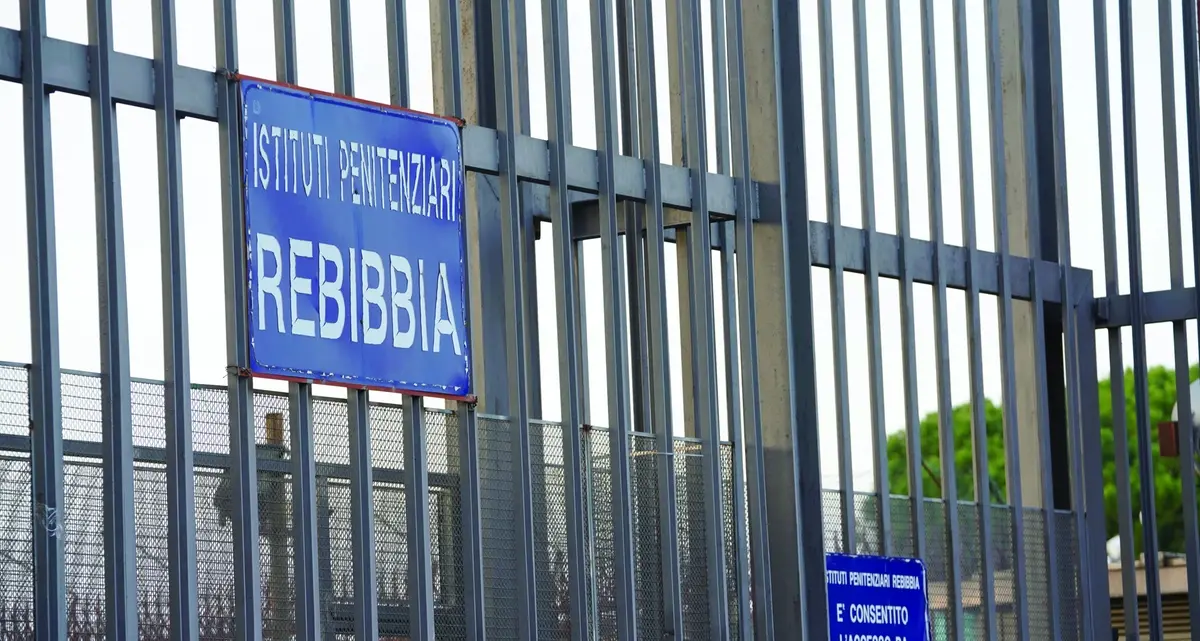 «Politica in ferie e noi abbandonati in cella come i cani in autostrada»